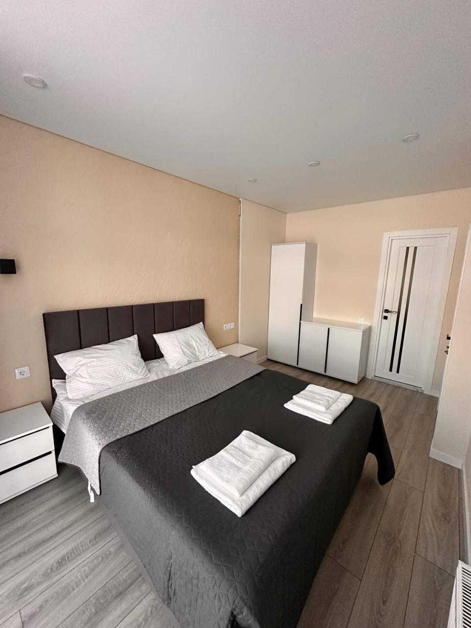Park House Apartment Паляниця Екстериор снимка