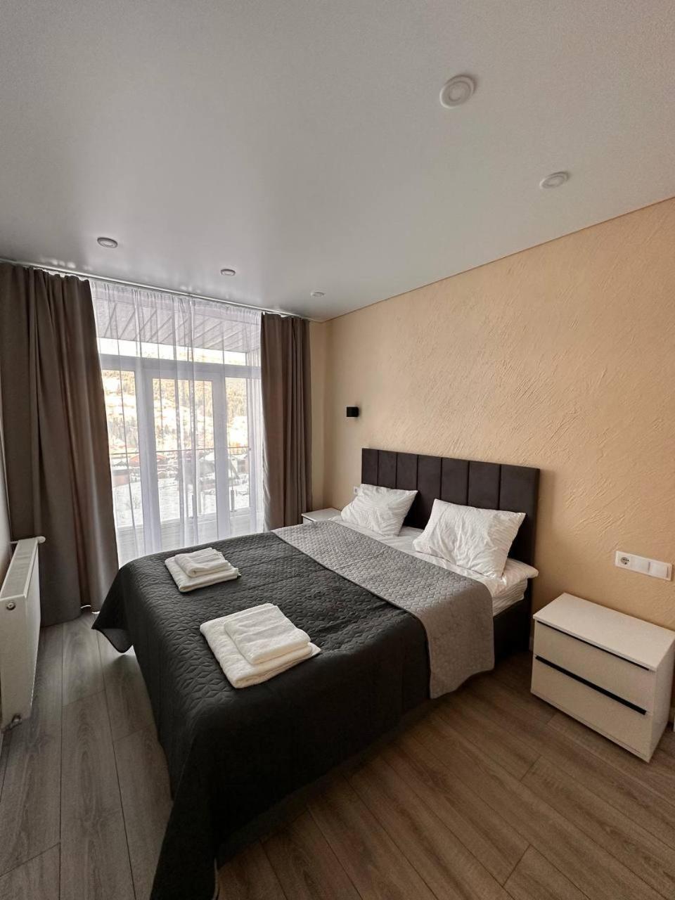 Park House Apartment Паляниця Екстериор снимка